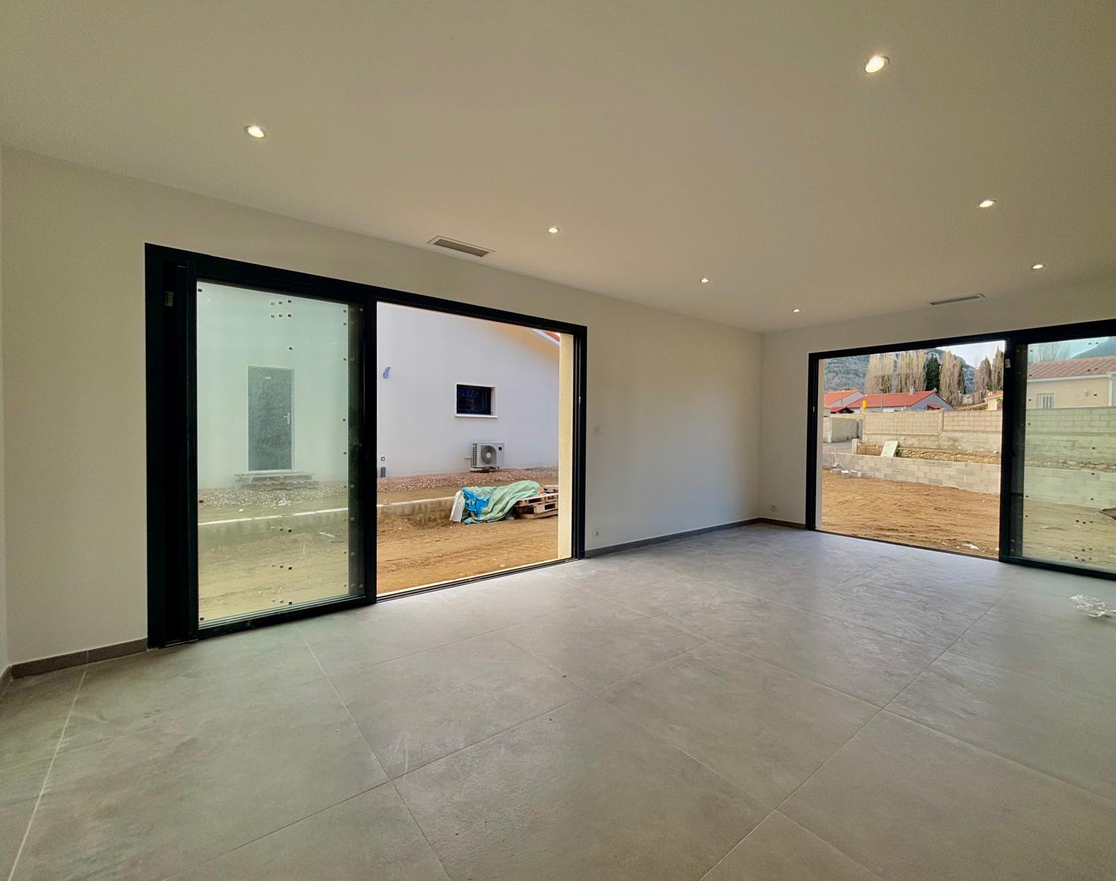 Maison neuve plain-pied à RIA SIRACH