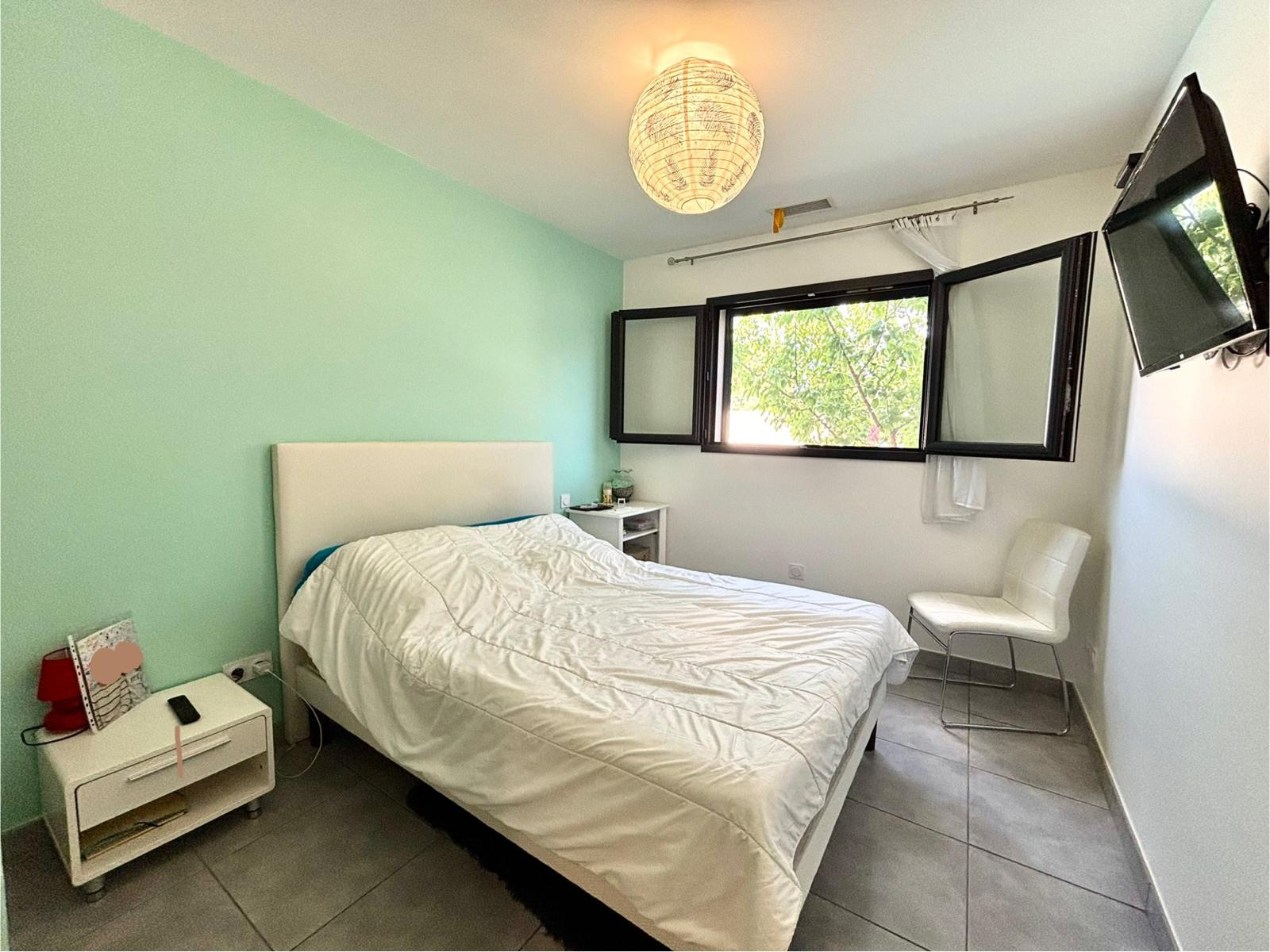 Plain-pied moderne avec garage et jardin sur Cabestany