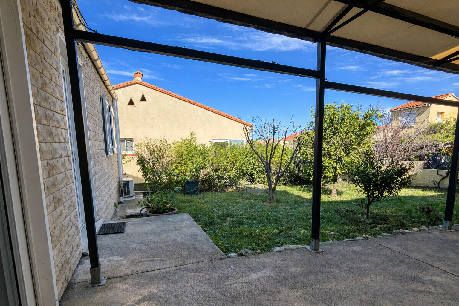 Maison plain-pied au calme avec Véranda 28 m2, Jardin, Stati