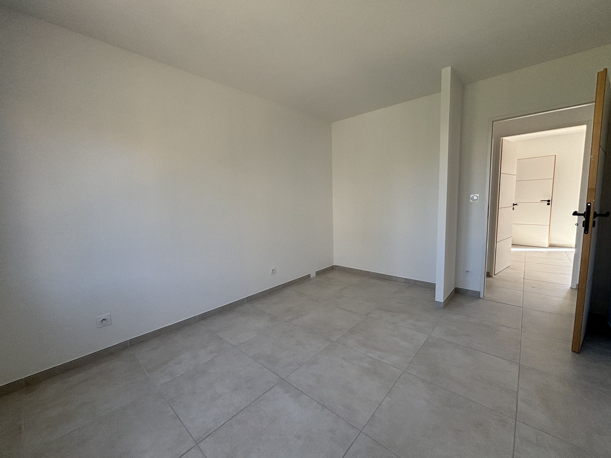 Maison T3 avec garage et jardin